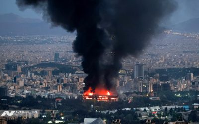 Attack_on_IRIB's_Live_News_Broadcasting_Studio_07 이스라엘군의 공습으로 파괴된 이란국영방송 건물