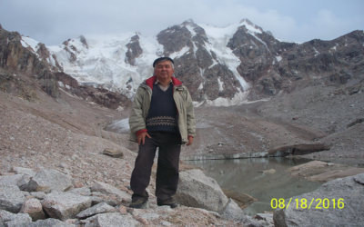 그림1 치치칸강 유역, 이식쿨 분지의 빙하호를 동반한 빙하 지대. 출처: UNDP. 2021. “Glaciers of Kyrgyzstan: How they are disappearing.” (https://www.undp.org/kyrgyzstan/blog/glaciers-kyrgyzstan-how-they-are-disappearing)