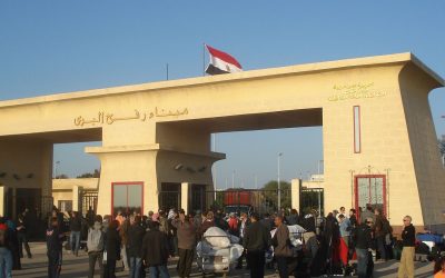 1280px-Road_to_Gaza_060_-_Flickr_-_Al_Jazeera_English 라파 국경검문소